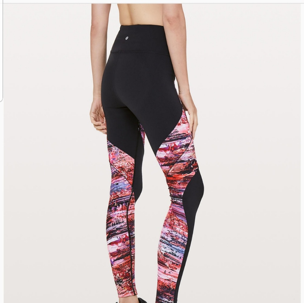 NWT Lululemon Sweat and Repeat Tight - Picture 2 of 5